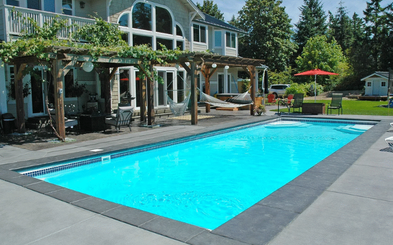 Niagara fiberglass pool